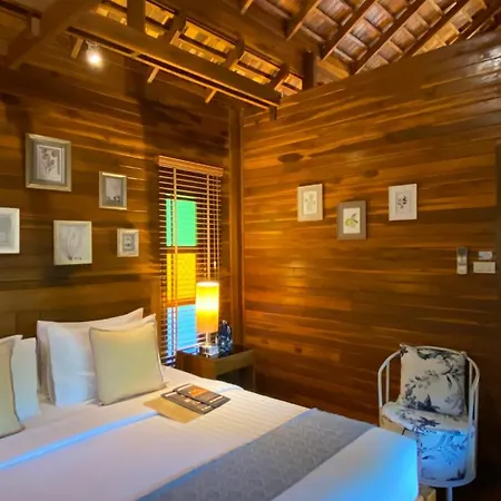 Nan Seasons Boutique Resort Room photo